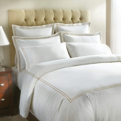 Curadora Gold-Embroidered Luxury Duvet Cover